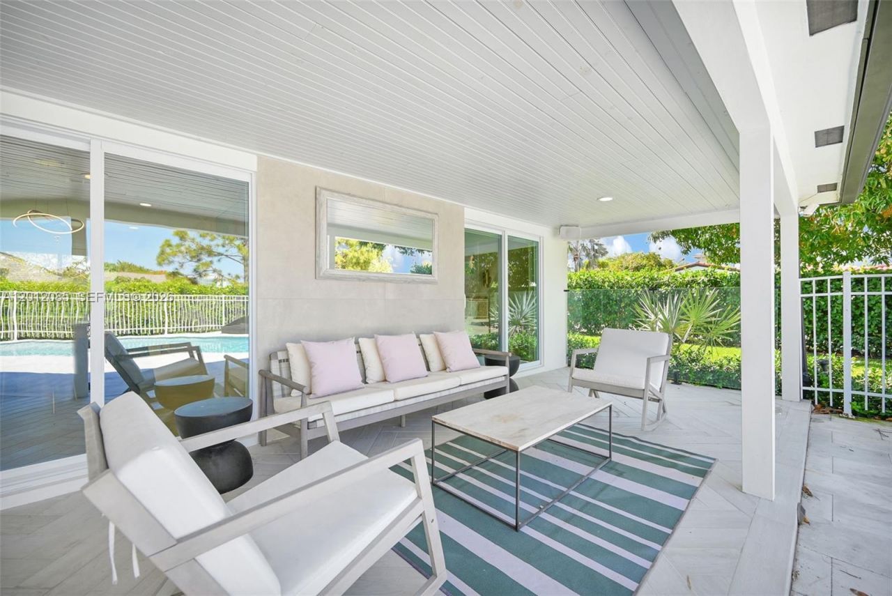 1001 NW 4th Ct , Boca Raton, FL 33432 Photo
