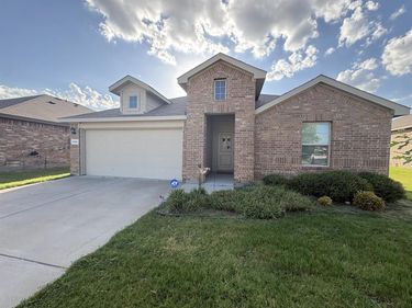 3204 Winoak Drive, Fort Worth, TX 76123