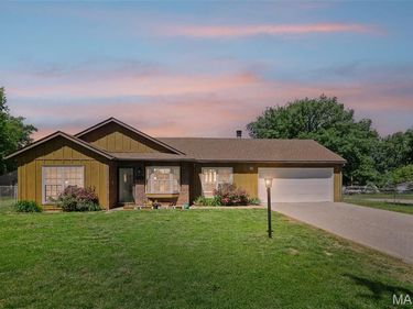 91 Arabelle Drive, Belleville, IL 62220