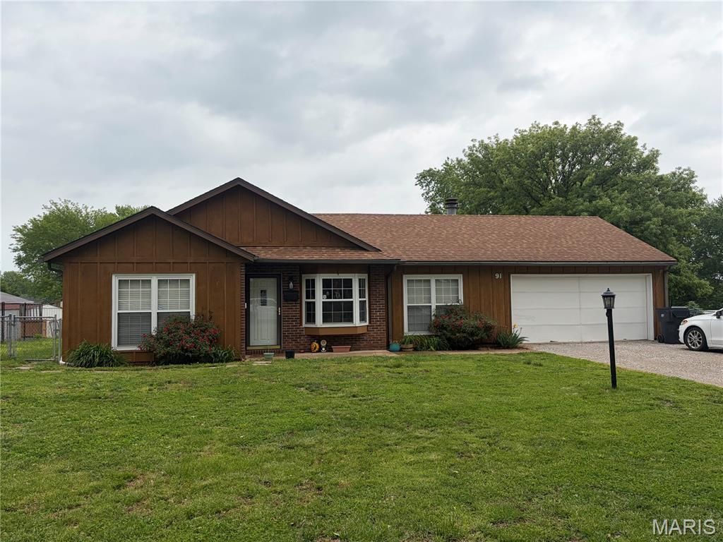 91 Arabelle Drive, Belleville, IL 62220 Main Photo