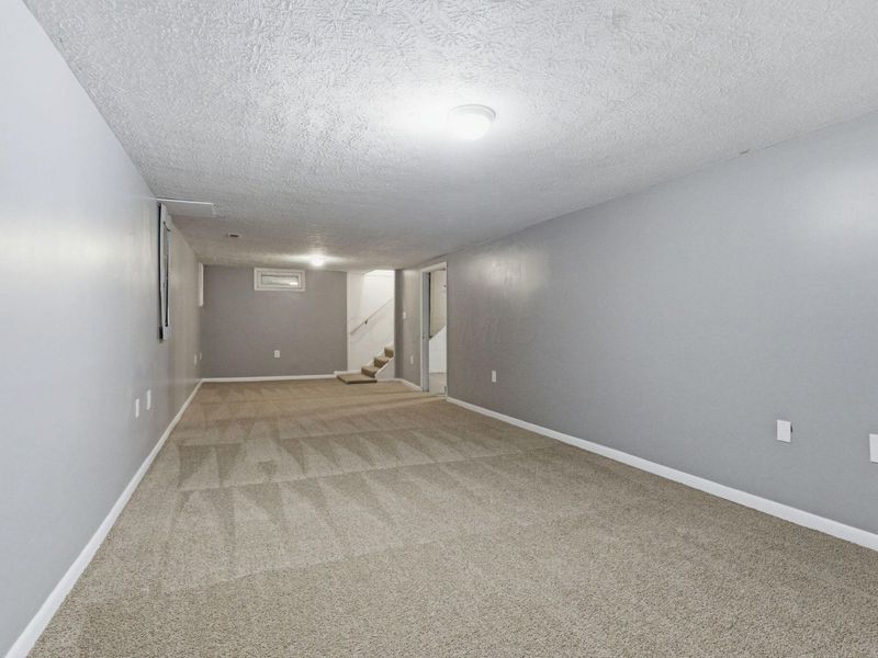 1903 Alvason Avenue, Columbus, OH 43219 Photo 29