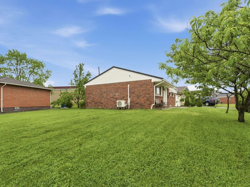 1903 Alvason Avenue, Columbus, OH 43219 Photo 33