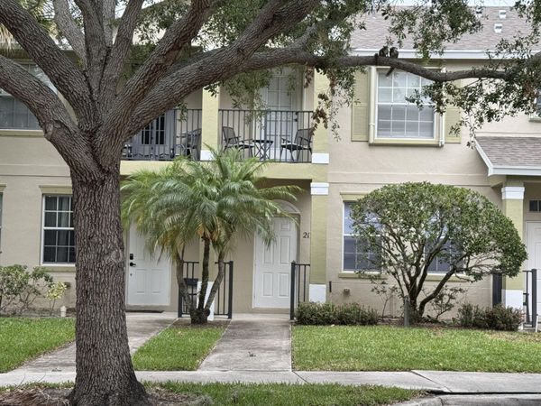2131 SE Destin Drive, Port St. Lucie, FL 34952