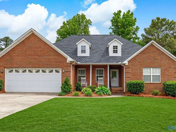 130 Stoney Mountain Drive, Guntersville, AL 35976