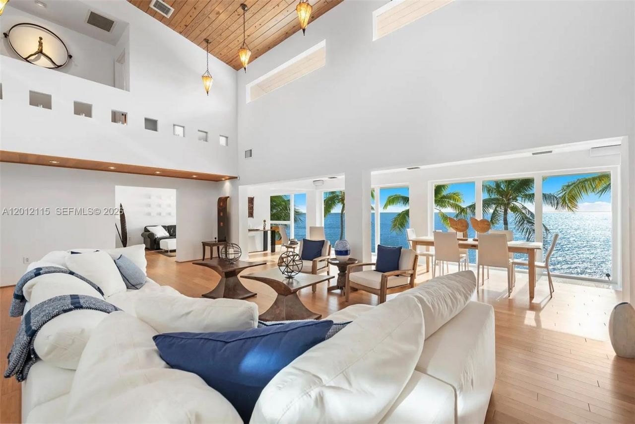 60 Ocean Front Dr , Key Largo, FL 33037 Photo