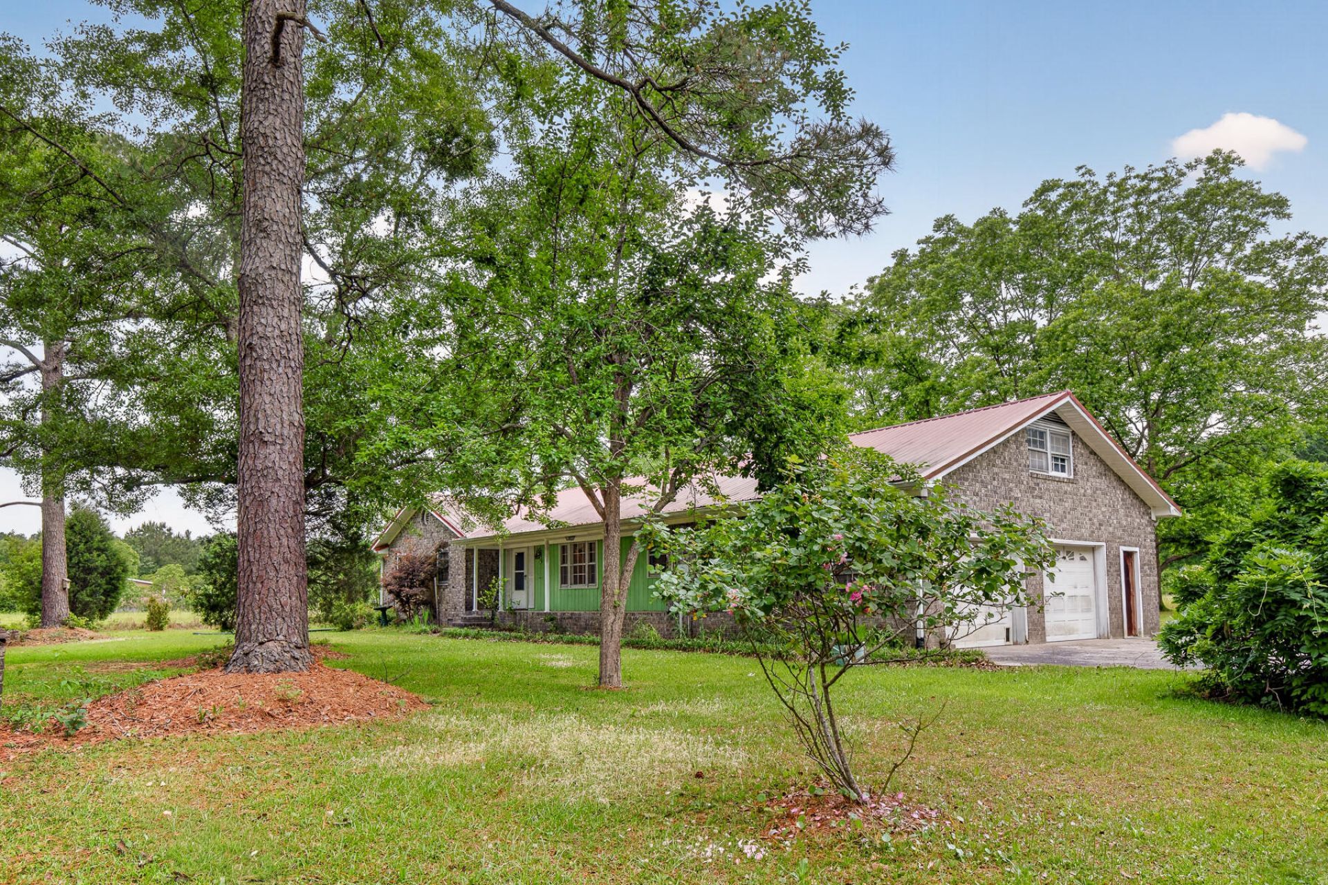 1625 Alexander Circle Photo 4