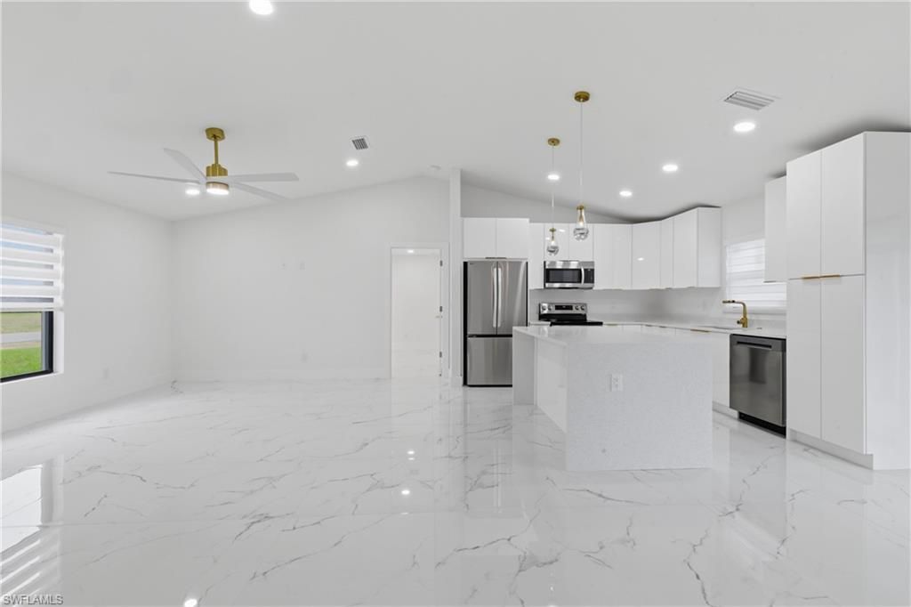 924 NE 20th St, Cape Coral, FL 33909 Photo