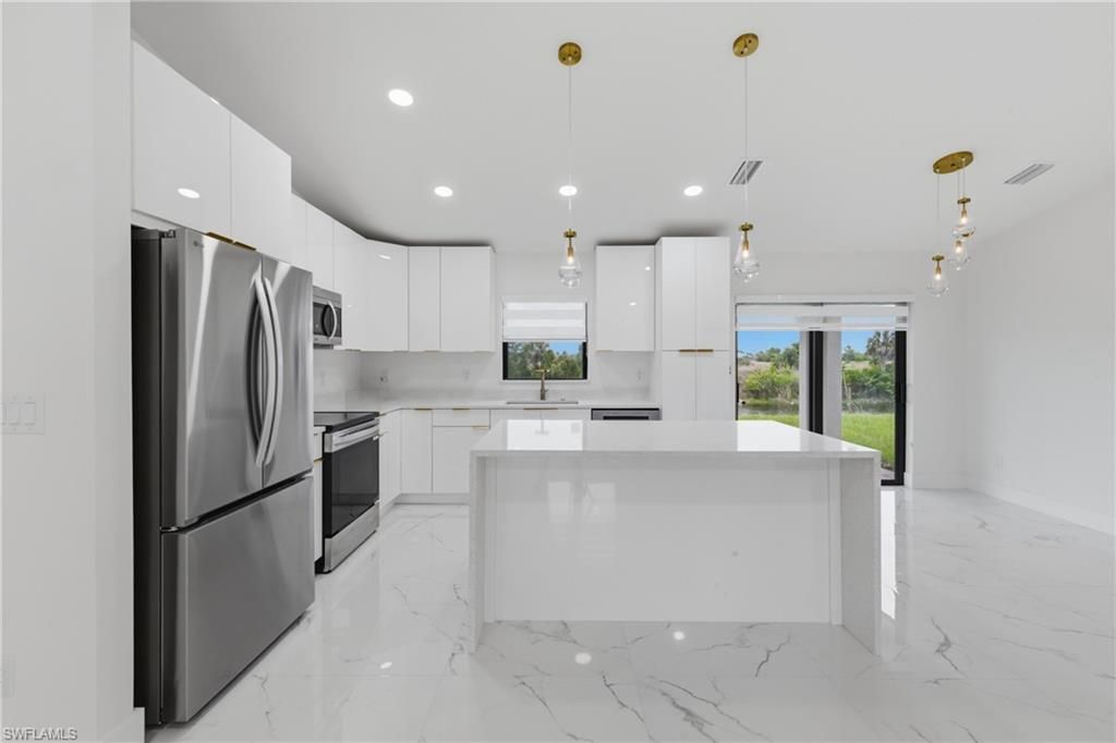 924 NE 20th St, Cape Coral, FL 33909 Photo