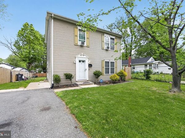 21 LLOYD STREET, WILMINGTON, DE 19804