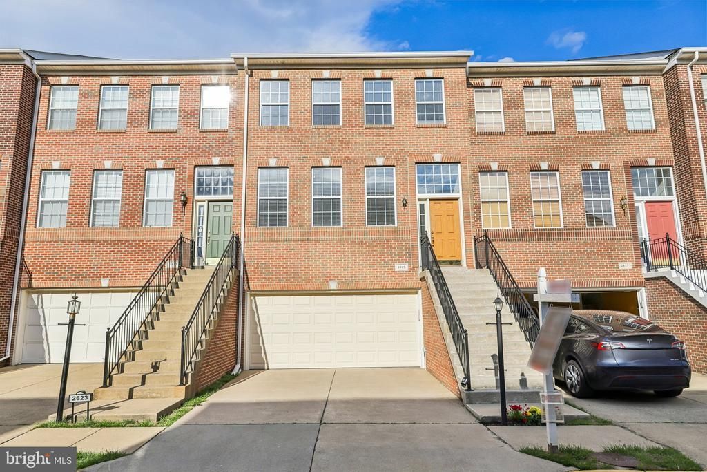 2625 Tarleton Corner Drive, Herndon, VA 20171 Main Photo