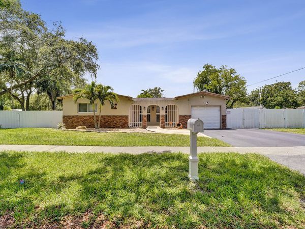 9101 SW 52nd Court, Cooper City, FL 33328