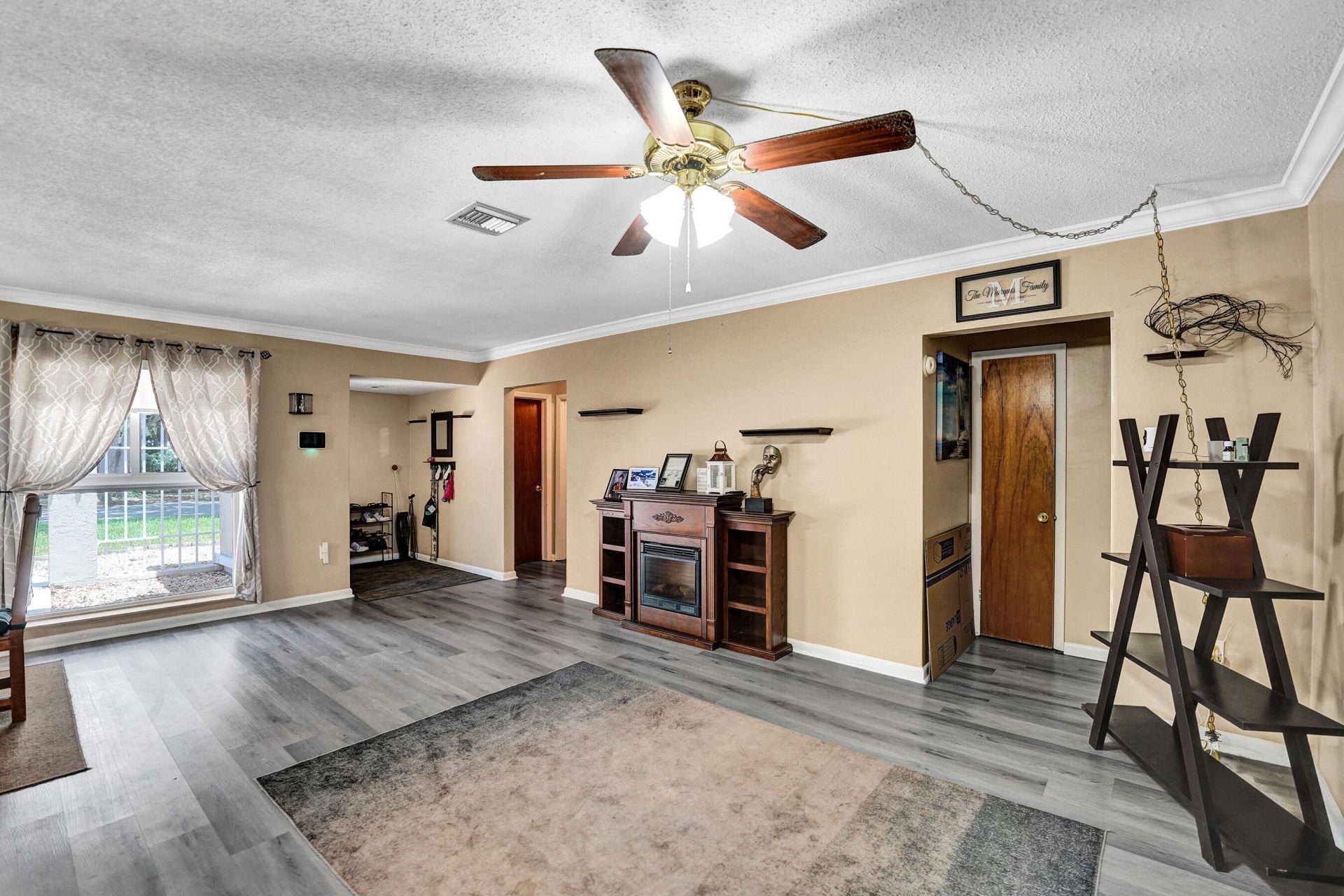 9101 SW 52nd Court, Cooper City, FL 33328 Photo