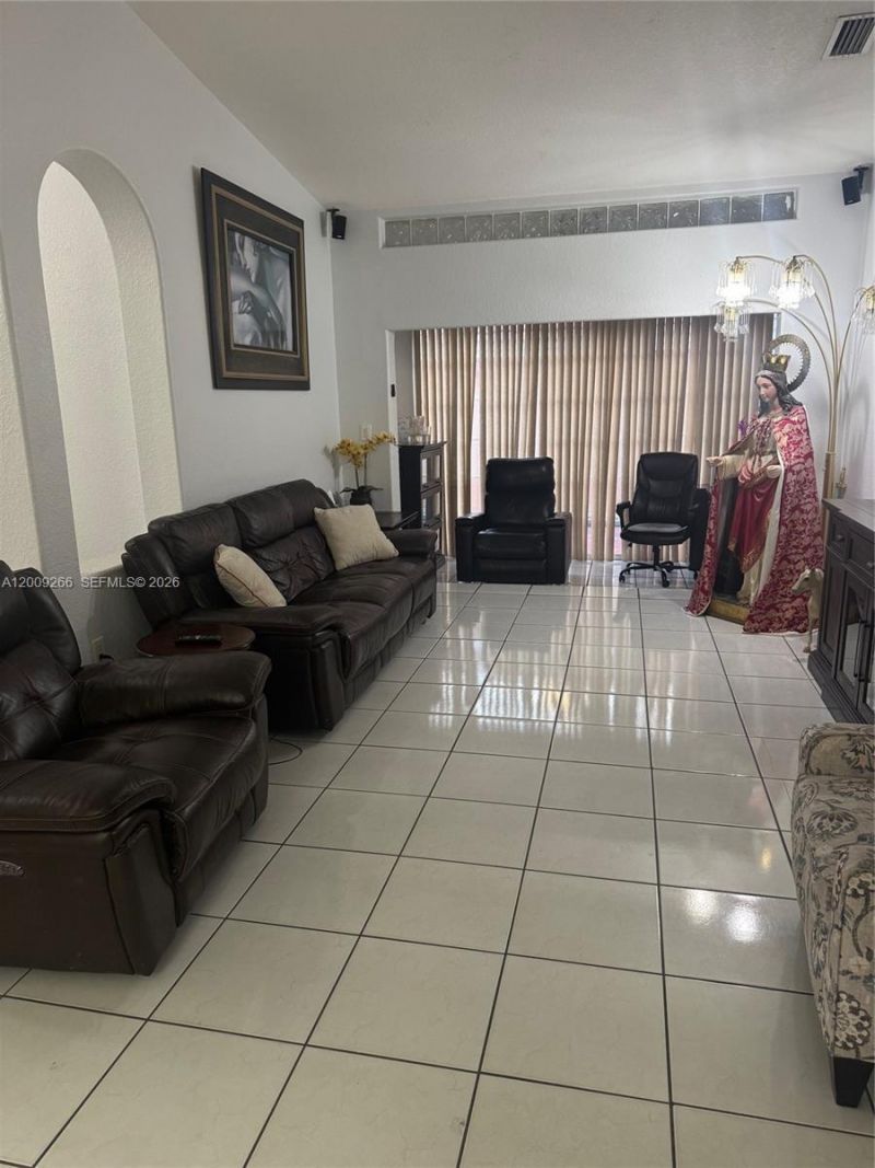 8748 NW 143rd Ter , Miami Lakes, FL 33018 Photo