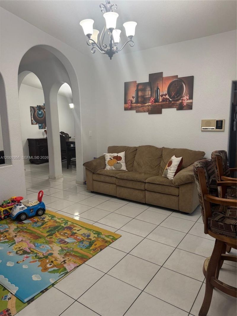 8748 NW 143rd Ter , Miami Lakes, FL 33018 Photo