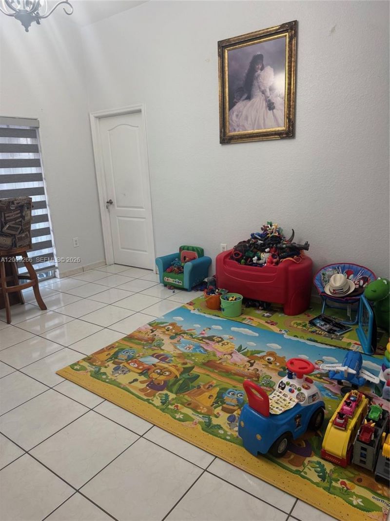 8748 NW 143rd Ter , Miami Lakes, FL 33018 Photo
