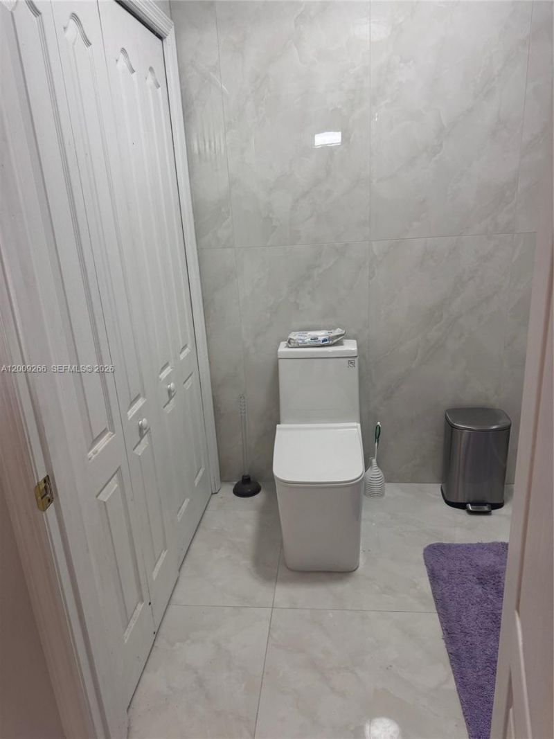 8748 NW 143rd Ter , Miami Lakes, FL 33018 Photo