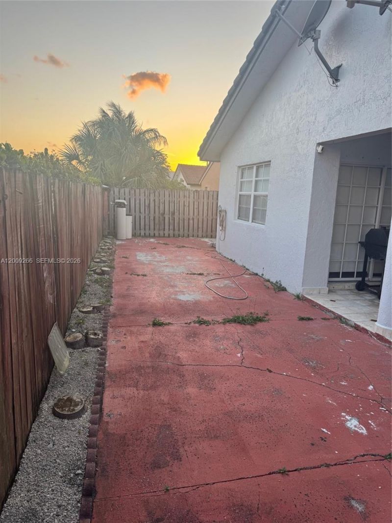 8748 NW 143rd Ter , Miami Lakes, FL 33018 Photo