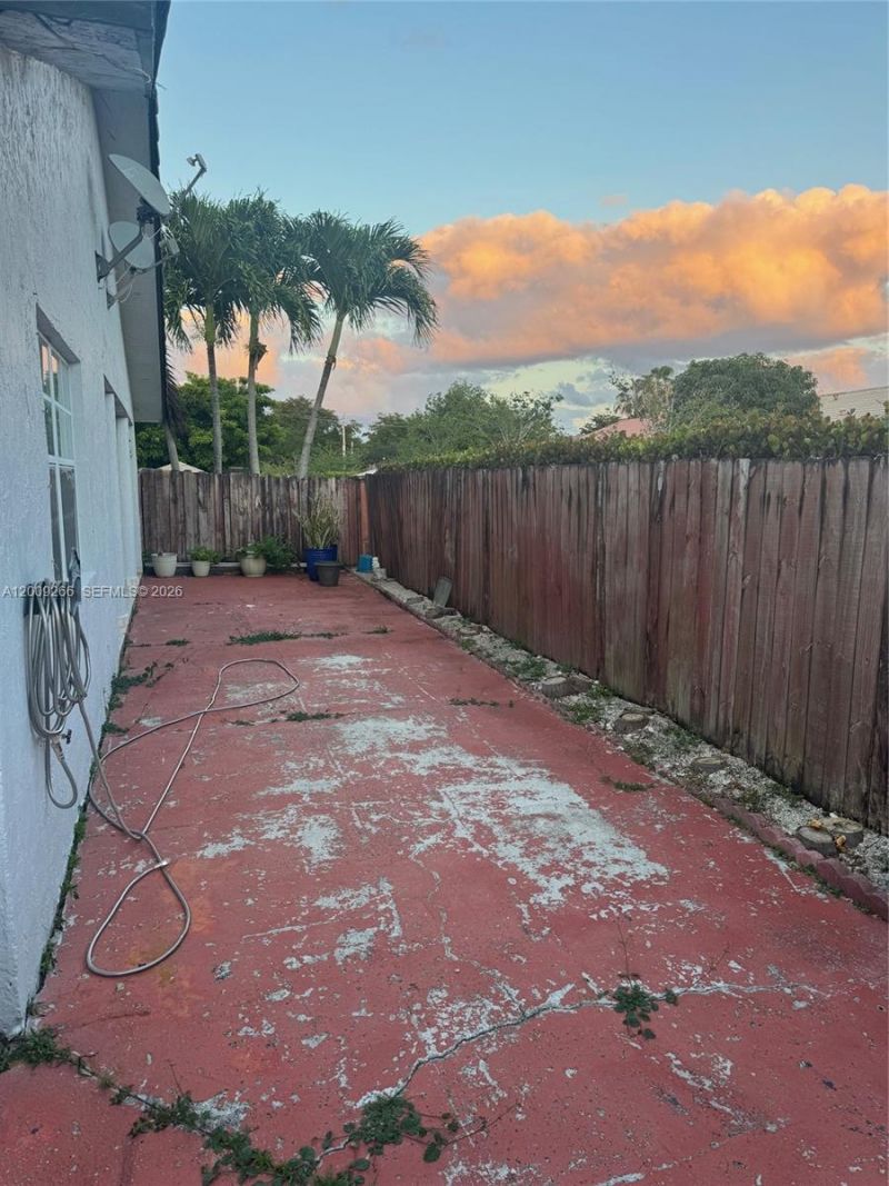 8748 NW 143rd Ter , Miami Lakes, FL 33018 Photo