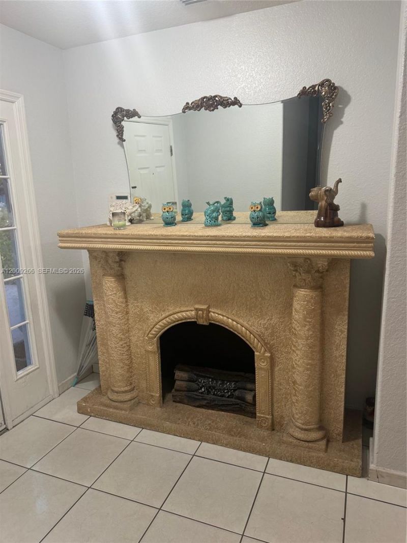 8748 NW 143rd Ter , Miami Lakes, FL 33018 Photo