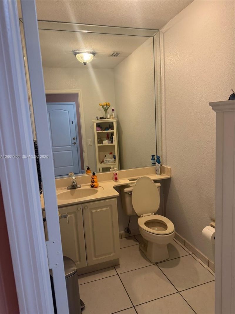 8748 NW 143rd Ter , Miami Lakes, FL 33018 Photo