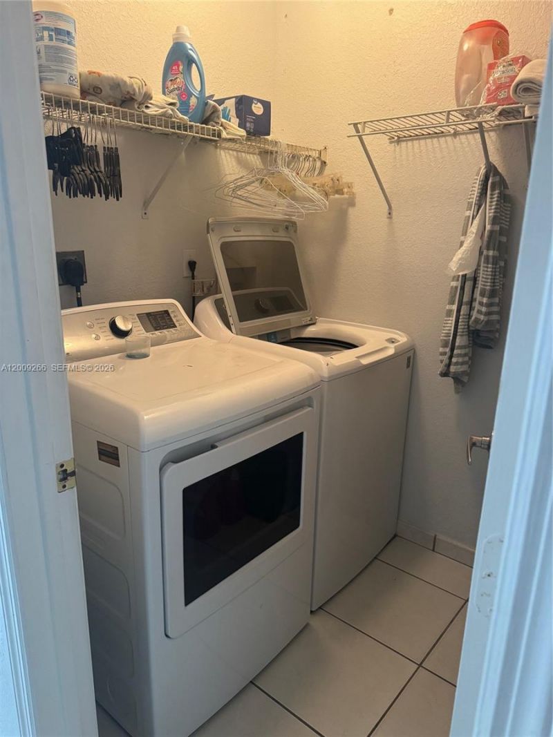 8748 NW 143rd Ter , Miami Lakes, FL 33018 Photo