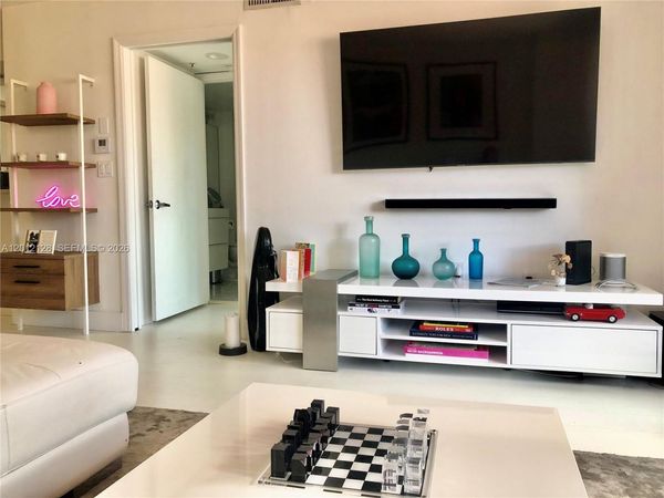 90 Alton Rd , Unit 307, Miami Beach, FL 33139