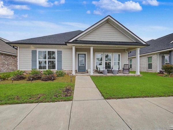 8967 Eureka St, Milton, FL 32583