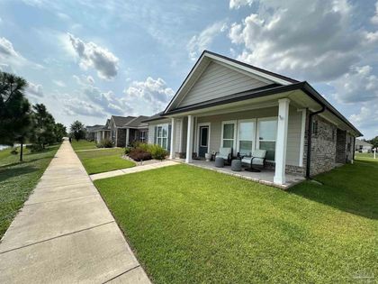 8967 Eureka St Milton, FL 32583