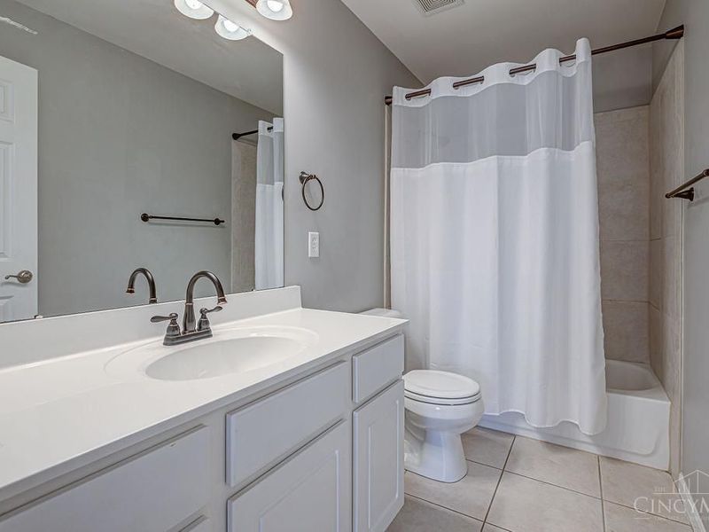 4387 Tylers Estates Drive, West Chester, OH 45069 Photo 24