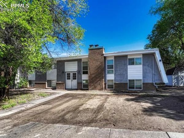 345 Gahart Drive, Colorado Springs, CO 80916