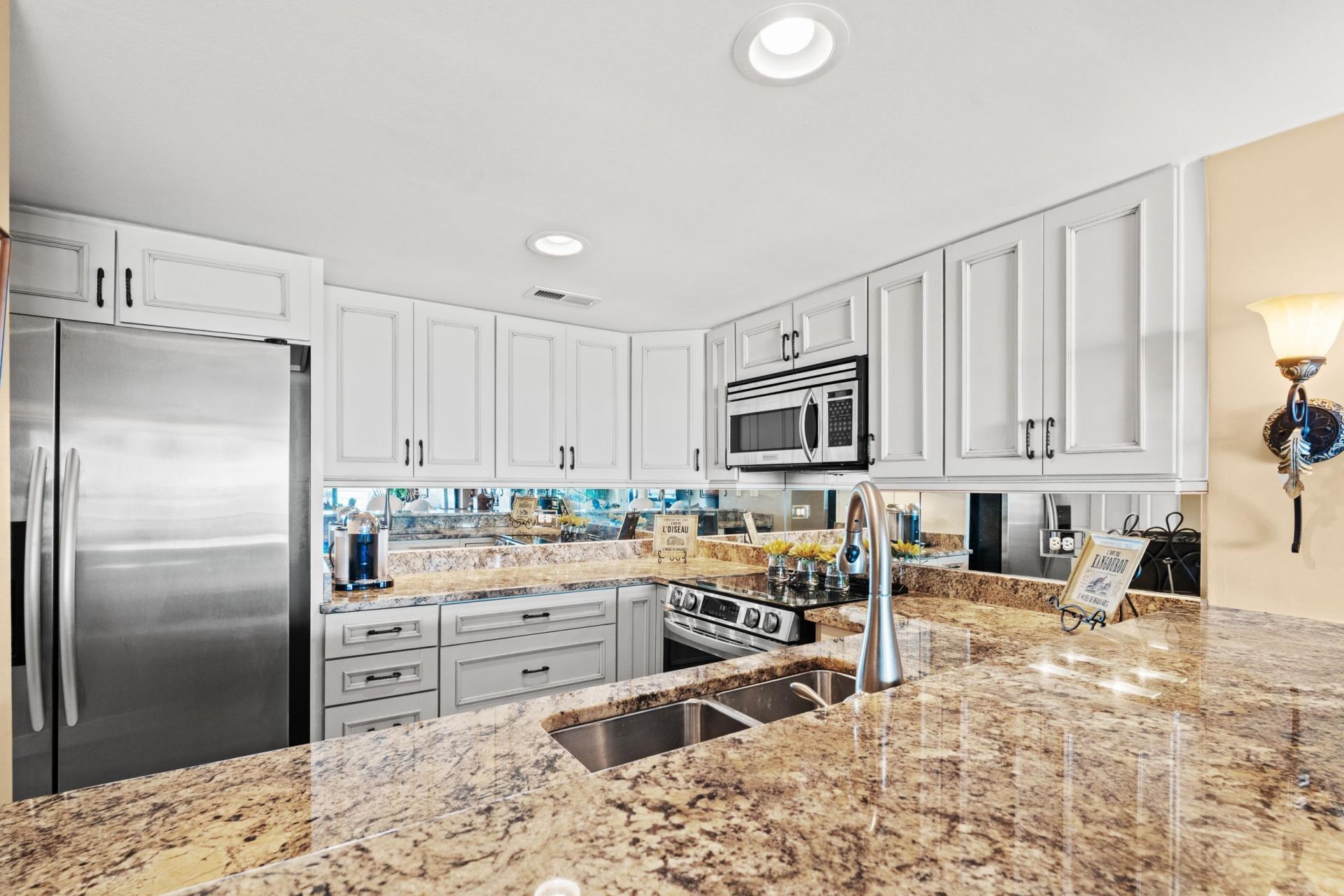 100 Ocean Creek Dr. Photo 10
