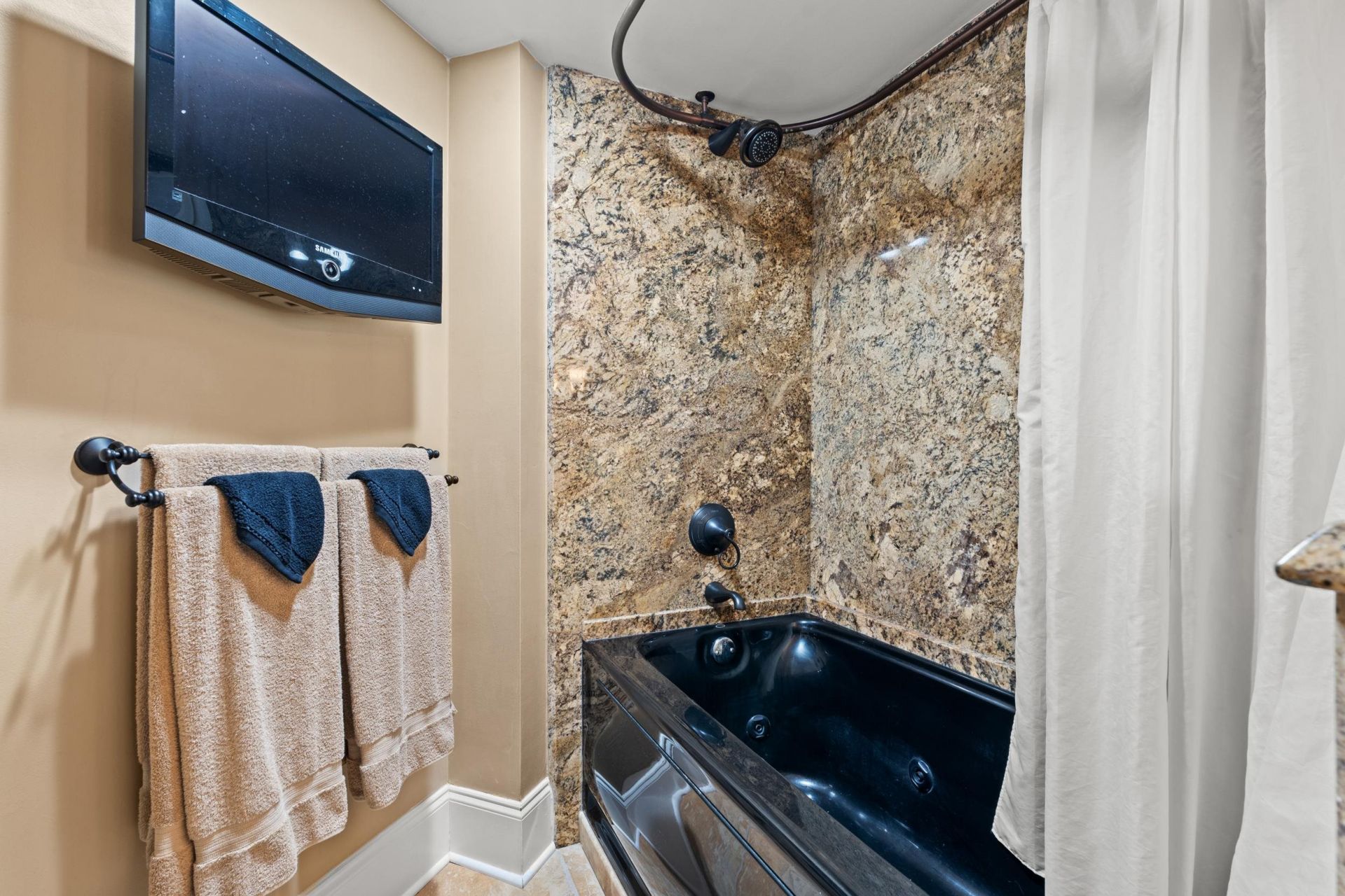 100 Ocean Creek Dr. Photo 20