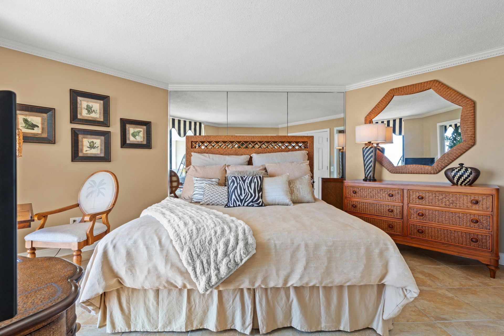 100 Ocean Creek Dr. Photo 21