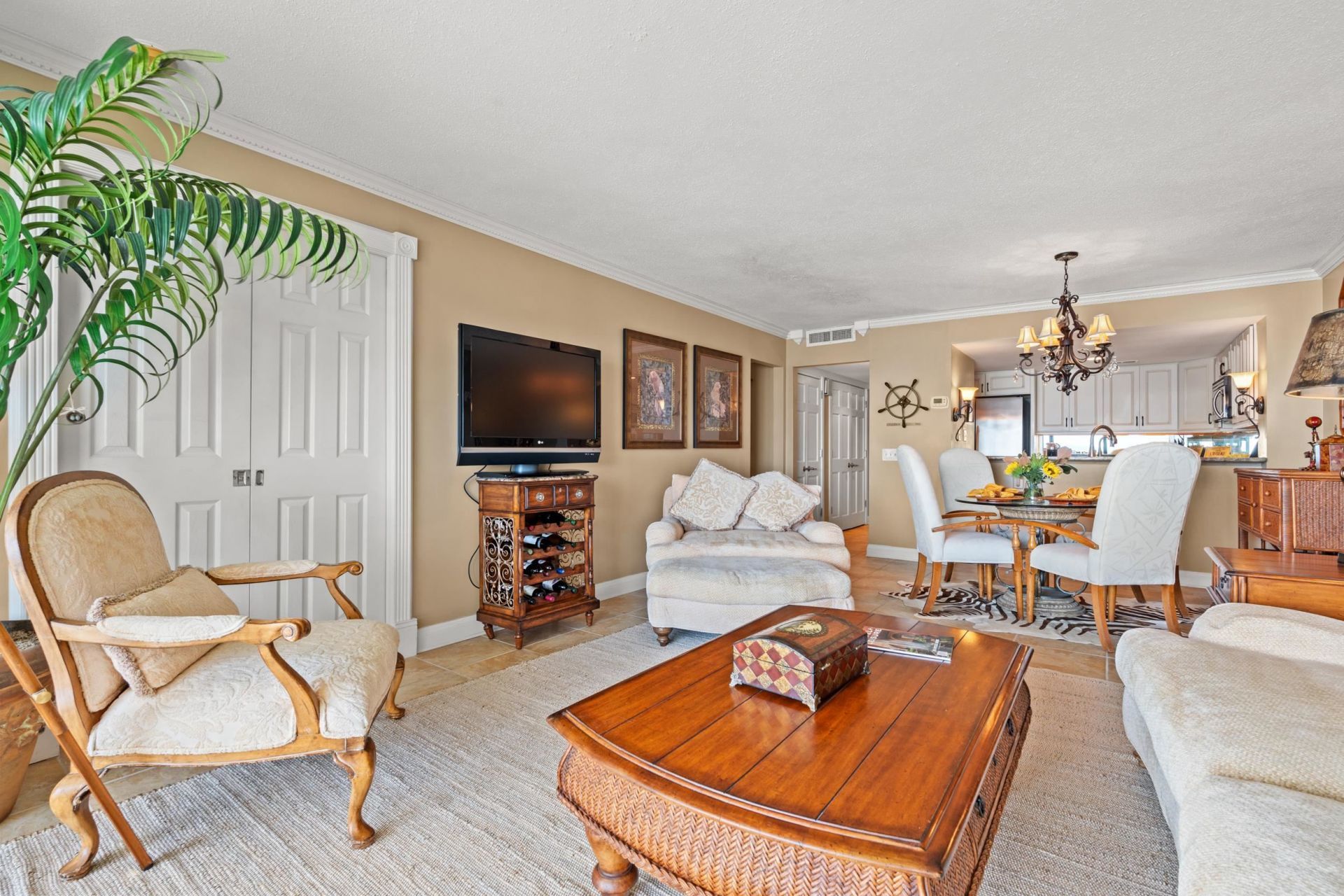 100 Ocean Creek Dr. Photo 7