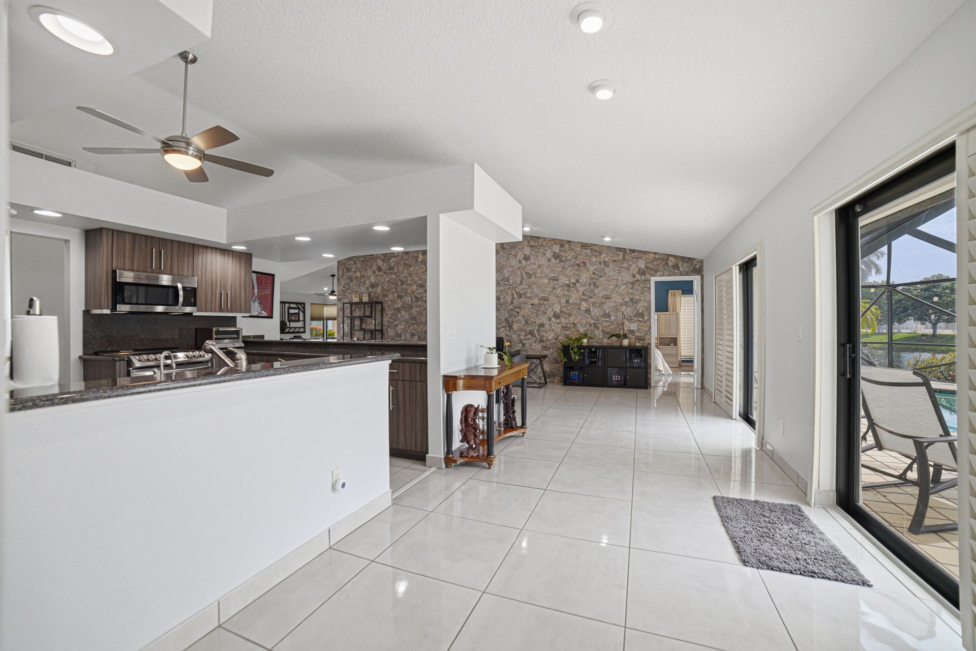 7614 NW 87th Avenue, Tamarac, FL 33321 Photo