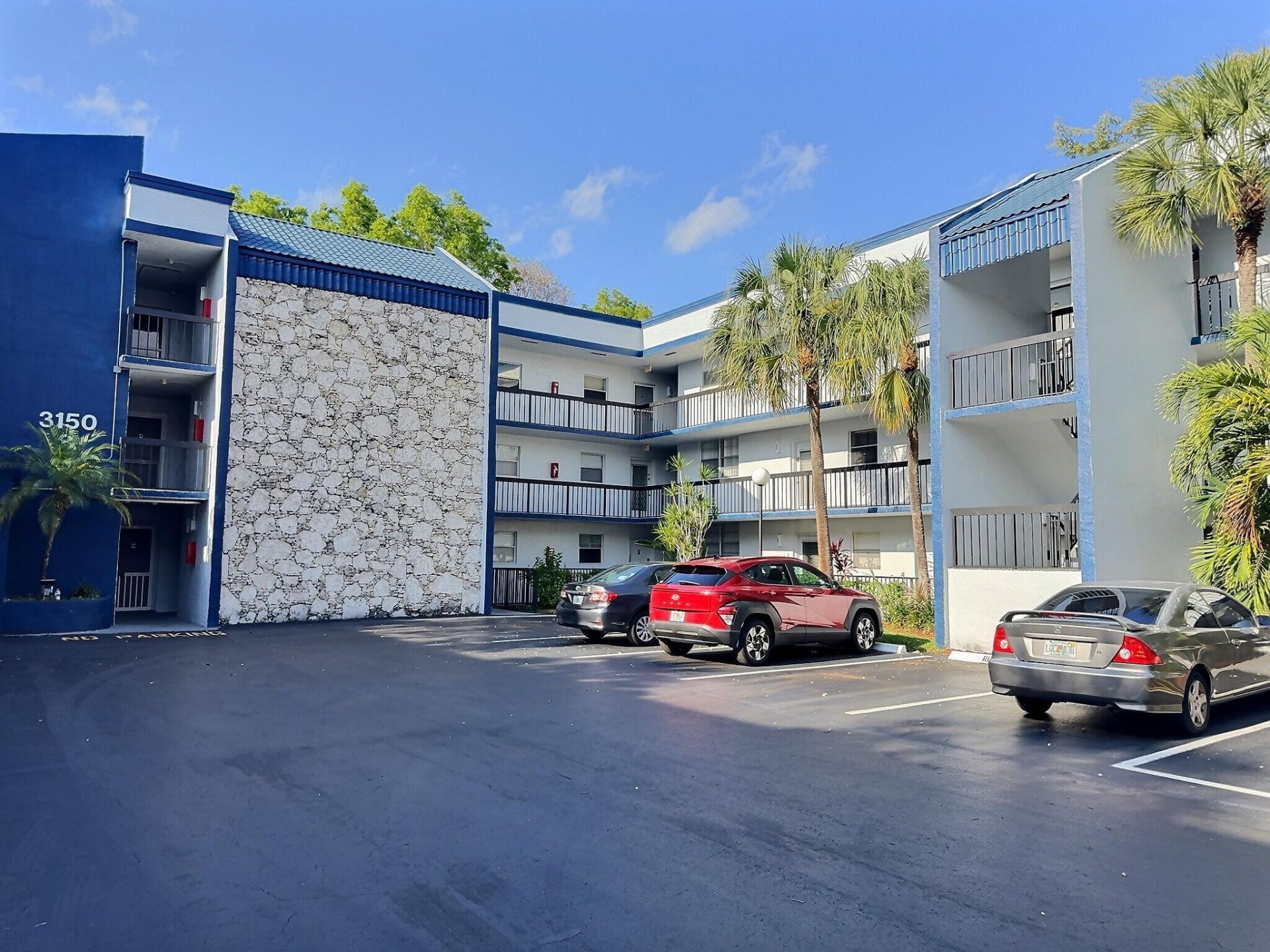 3150 Holiday Springs Boulevard, Unit 8-204, Margate, FL 33063 Photo