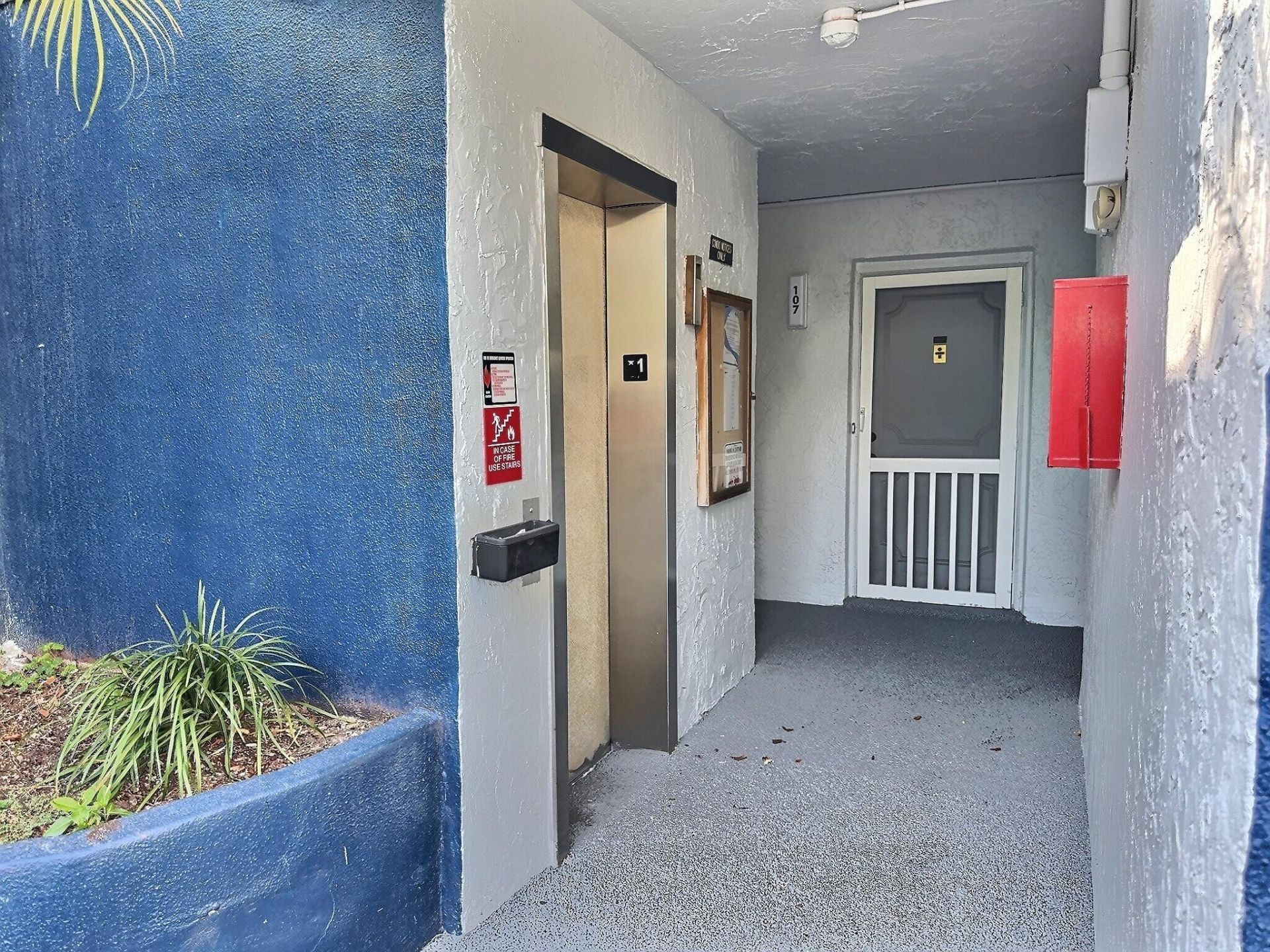 3150 Holiday Springs Boulevard, Unit 8-204, Margate, FL 33063 Photo