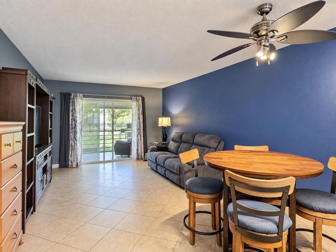 3150 Holiday Springs Boulevard, Unit 8-204, Margate, FL 33063 Photo