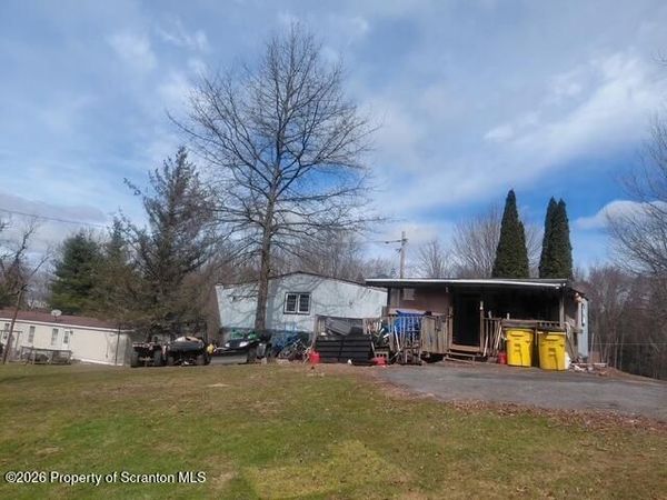 1161 Lake Henry Road, Lake Ariel, PA 18436