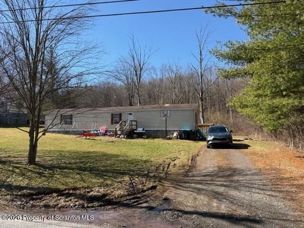 1163 Lake Henry Road, Lake Ariel, PA 18436