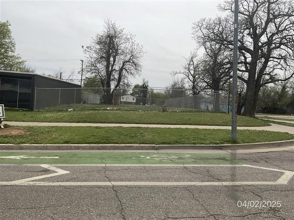 SW 25th Street, Oklahoma City, OK 73109