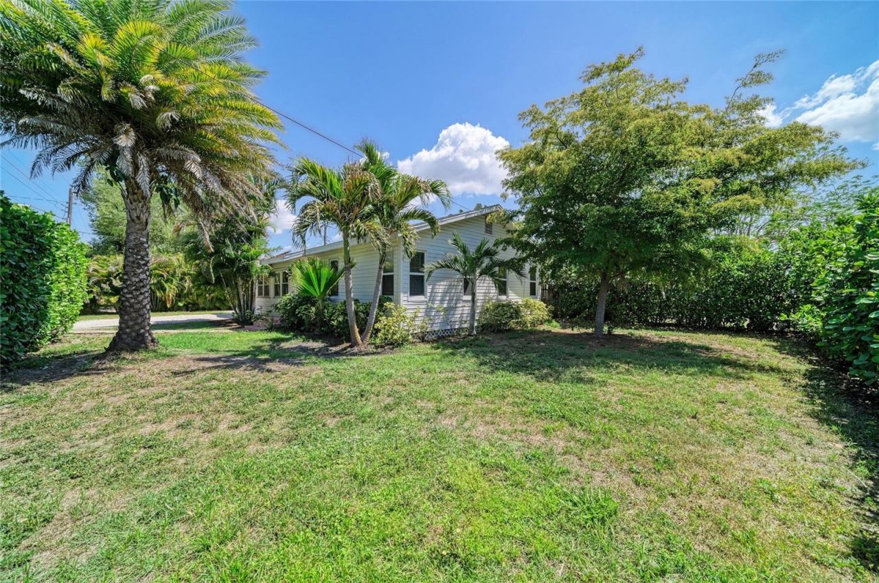 3710 Rilma Avenue, Sarasota, FL 34234 Photo