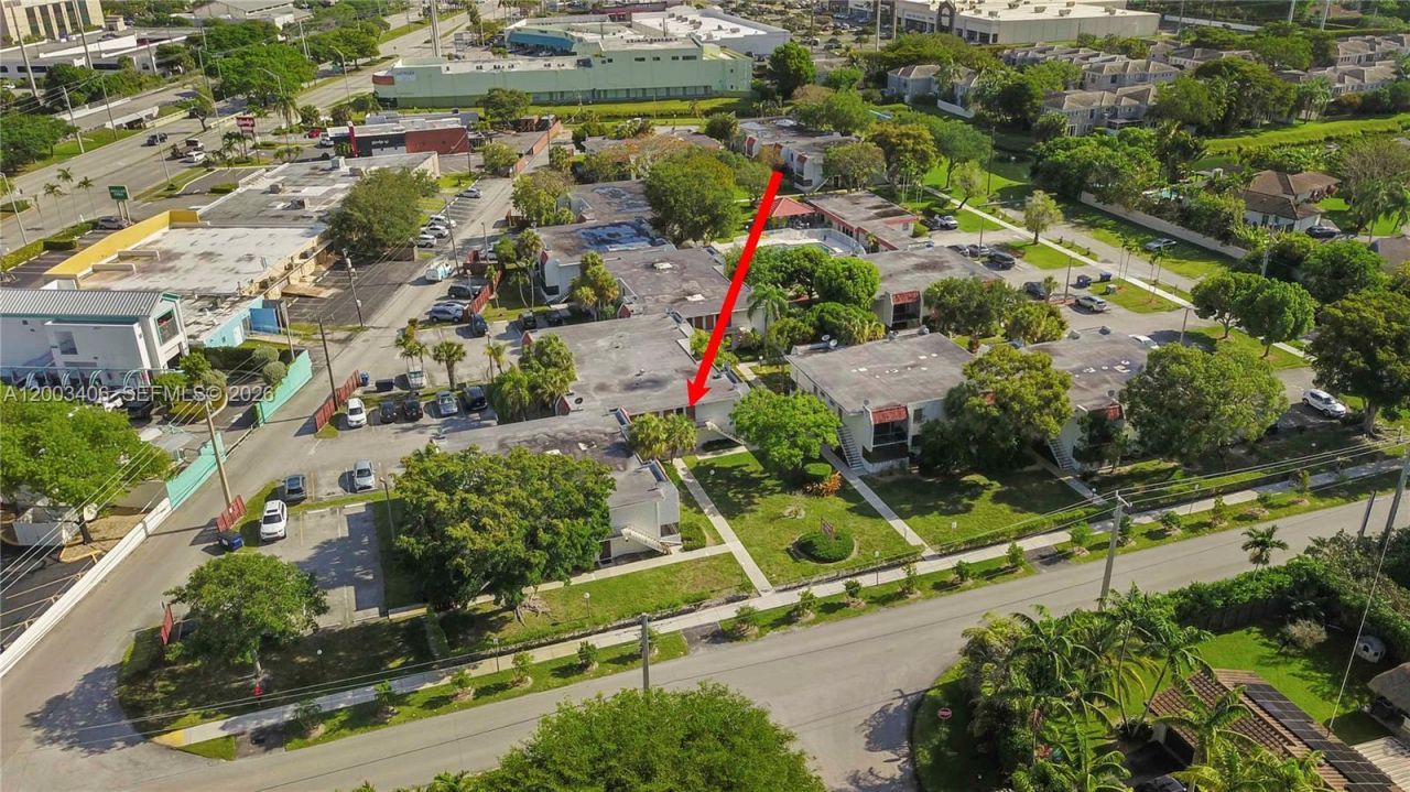 8701 SW 141st St, Unit L8, Palmetto Bay, FL 33176 Photo