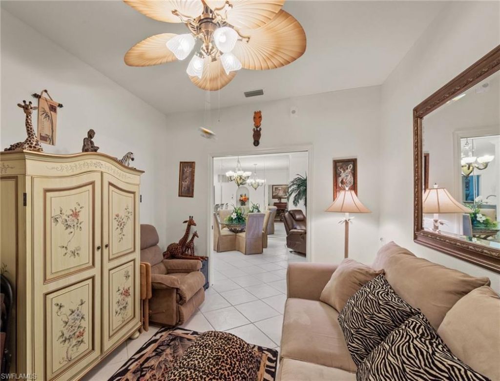 8239 Parkstone Pl, Unit 102, Naples, FL 34120 Photo