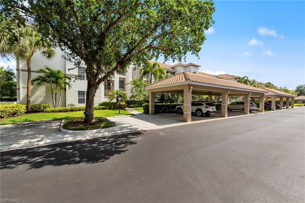 8239 Parkstone Pl, Unit 102, Naples, FL 34120 Photo