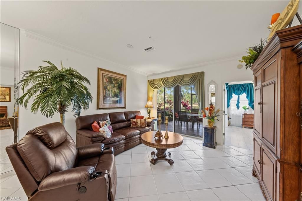 8239 Parkstone Pl, Unit 102, Naples, FL 34120 Photo