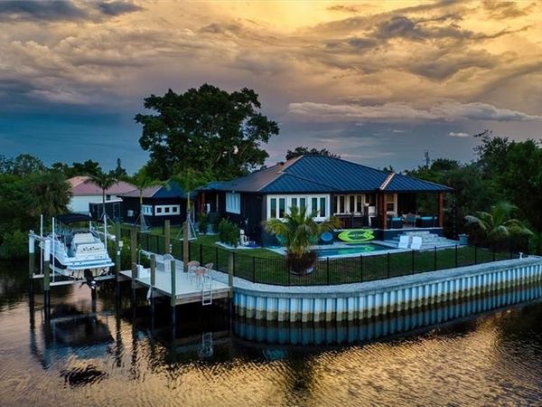 3001 Banyan WAY , PUNTA GORDA, FL 33950