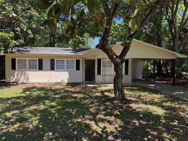 1708 N Curry Drive, Mobile, AL 36605