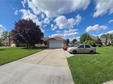 3809 Curtice Road, Center Twp, OH 43619