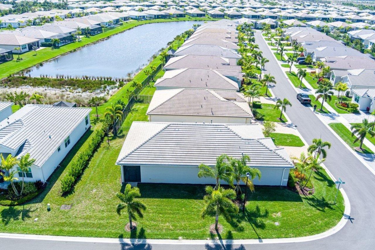 11673 SW Oceanus Boulevard, Port Saint Lucie, FL 34987 Photo